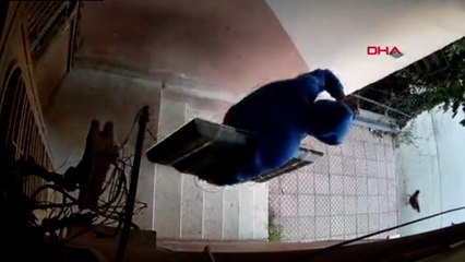 Evden televizyon hırsızlığı, apartman kamerasında