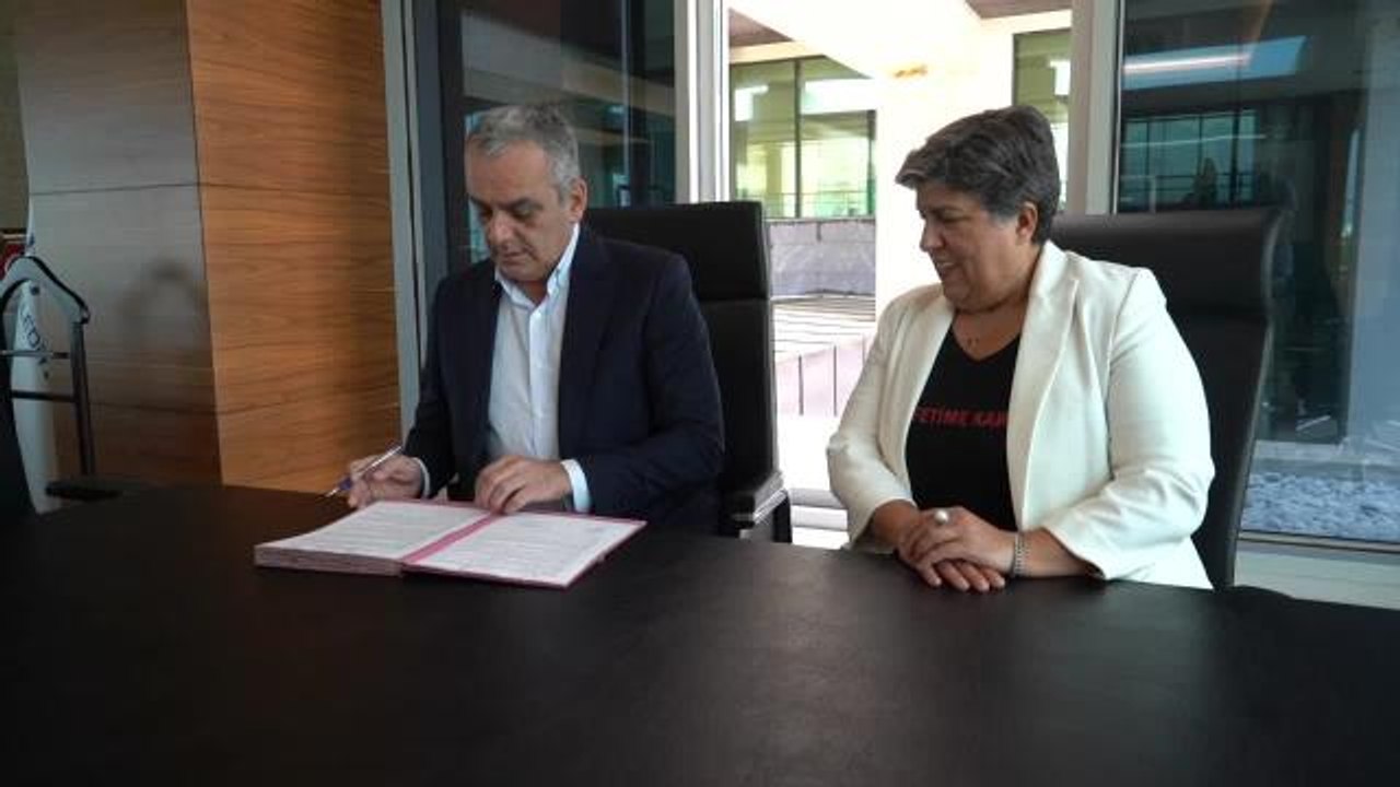 Antalya gündem haberleri... Konyaaltı Belediyesi ile Türkiye Kadın Dernekleri Federasyonu Arasında Protokol İmzalandı, Semih Esen: "Biz, Sonuna Kadar Şiddetin Karşısında Sizinle...