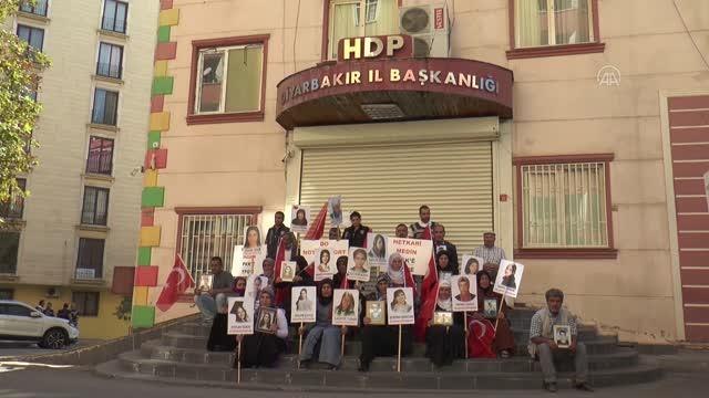 Son dakika haberi | Diyarbakır anneleri, Dünya Kız Çocukları Günü'nde terör örgütü PKK'dan kızlarını istedi