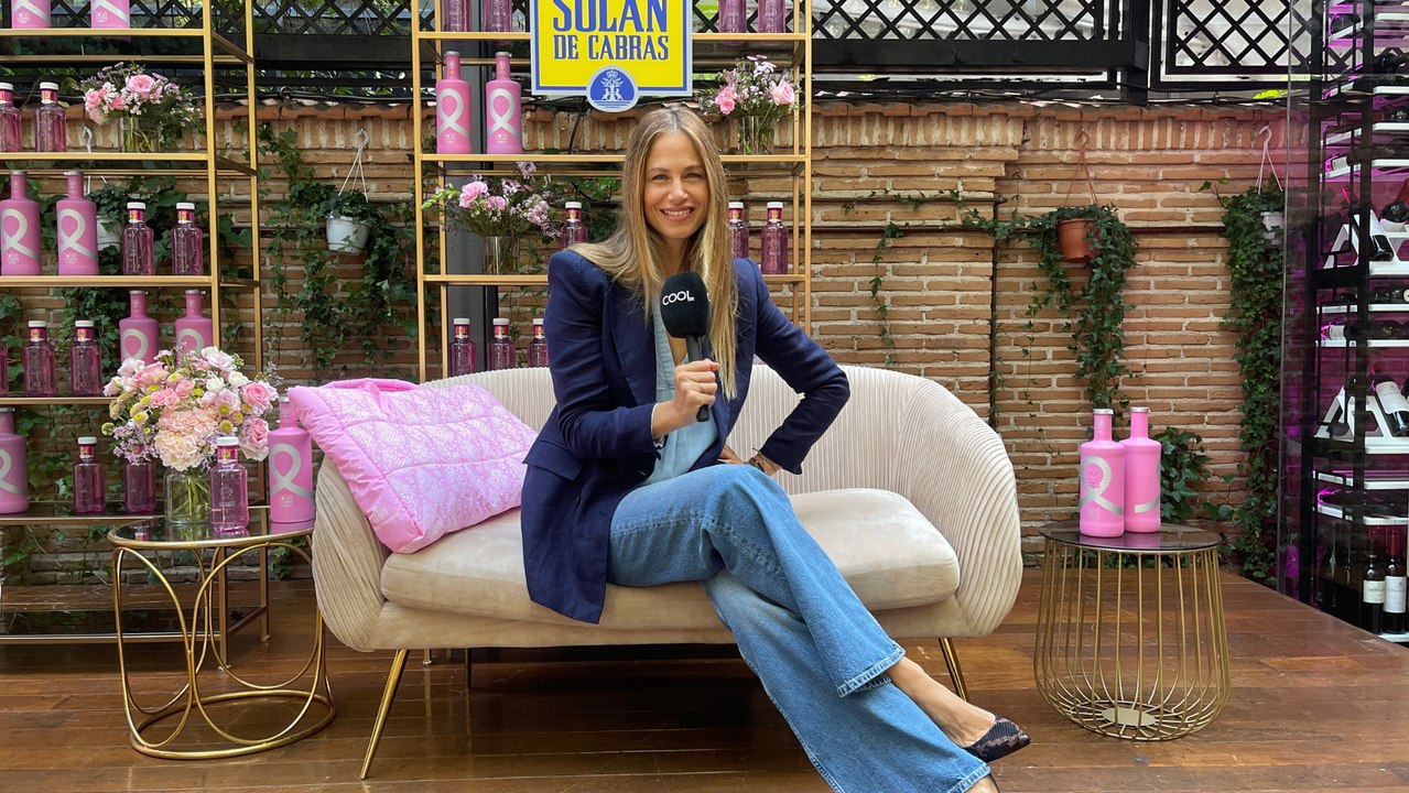 Hablamos con Martina Klein sobre su colaboración con Solán de Cabras por el Día Internacional de la Lucha contra el Cáncer de Mama