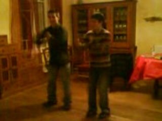 yves et louis dansent