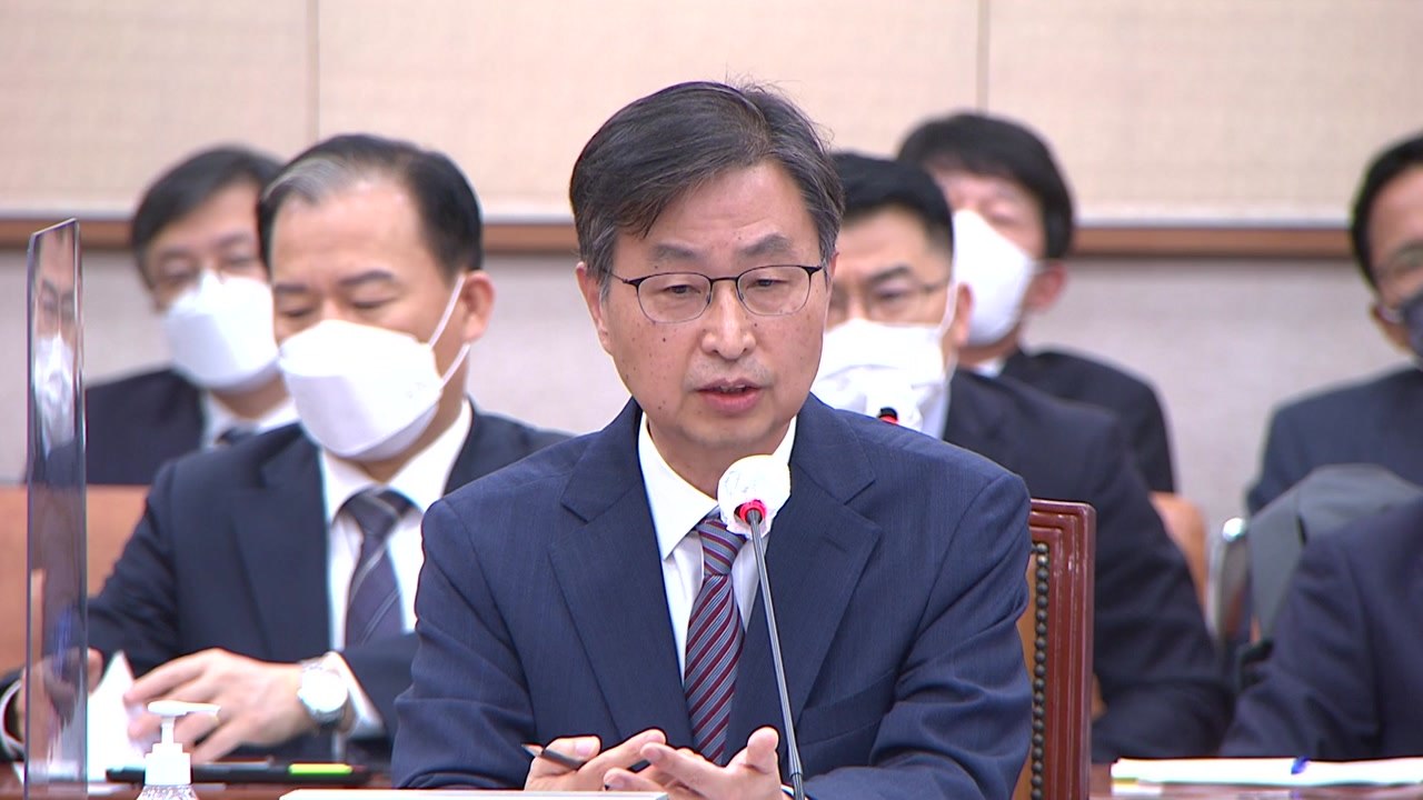 최재해 "文 서면조사 통보, 정치보복이란 주장 동의 안 해" / YTN