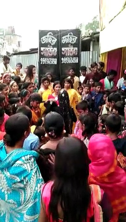 Khud Appne Shaadi main Nacha | Ladki Ka Dance | Dekhiye Keise Appne Shadi Main Nacha Raha Hai | Shccreation