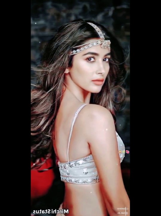 Beautiful Actress Shorts Pooja Hegde, Nora Faatehi, Katrina Kaif, Alia Bhatt