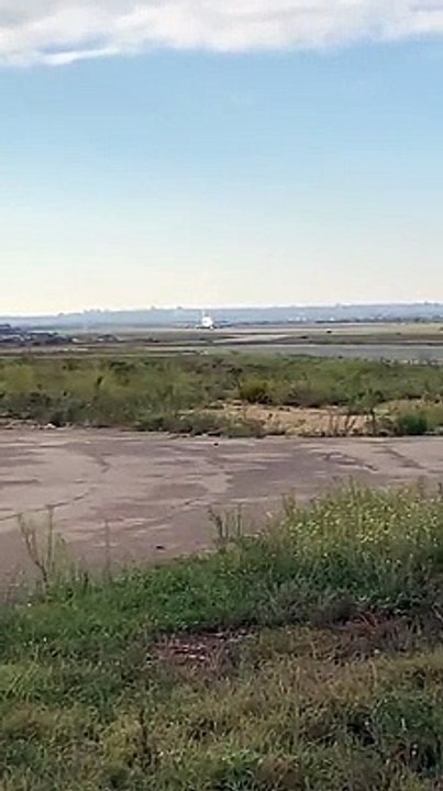 Boeing cargo perde ruota dopo il decollo da Grottaglie (Taranto)