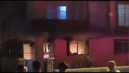 Evde çıkan yangın hasara neden oldu