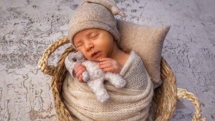 Newborn Baby's First Photoshoot Will Leave You Speechless...