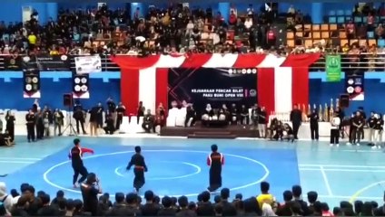 kolaborasi dengan atlit pencak silat jepang
