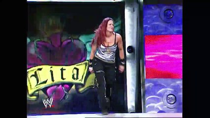 WWE Raw - Lita vs Molly Holly + Trish Inteference - 11.15.2004