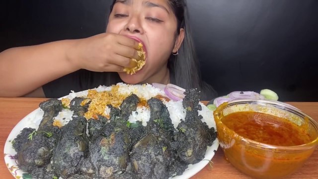 BLACK CHICKEN CURRY WITH BASMATI RICE AND GRAVY_ SALAD _ BIG BITES MUKBANG _ FOOD EATING VIDEOS