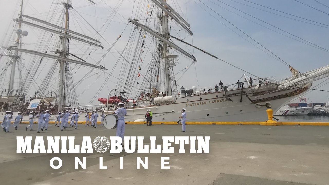 108 years old Norwegian ship arrived at the Manila Port