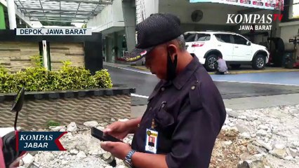 Modus Para Pencuri Besi Drainase Memakai Rompi Proyek