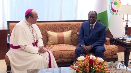 Le Nonce Apostolique Paolo Borgia fait ses adieux au Président Alassane Ouattara