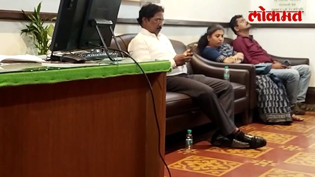 ठाकरेंच्या उमेदवार ऋतुजा लटके महापालिका आयुक्तांच्या भेटीला... नक्की कारण काय-