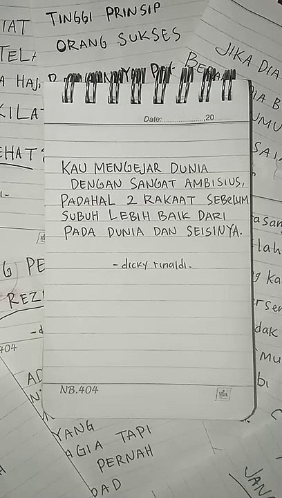 jika kau kejar akhirat maka dunia akan mengikutinya