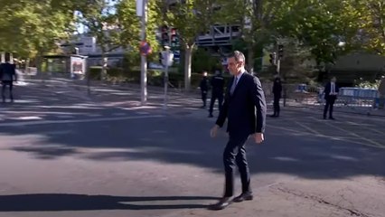Pitos e insultos a Pedro Sánchez momentos antes del desfile del 12-O