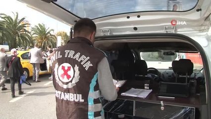 İstanbul'da yolcu seçen taksici, gazetecilere küfür etti