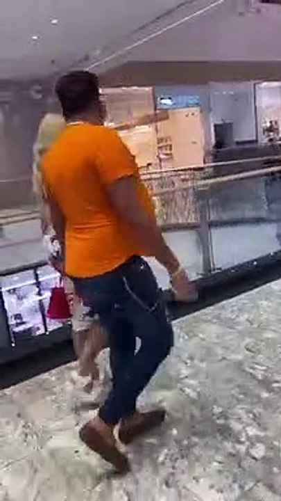 ظهور طليقة محمود كهربا برفقة حمو بيكا