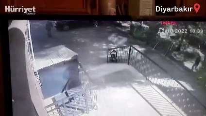 Site bahçesinde bekleyip aracına binerken vurdular