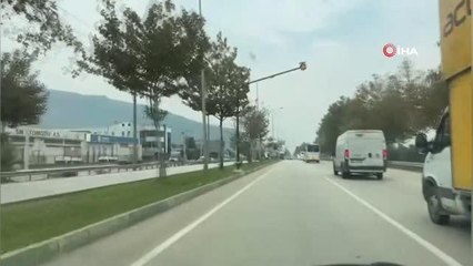 Son dakika haberleri... Tırın kamyona çarptığı kazada 2 kişi yaralandı... O anlar kamerada