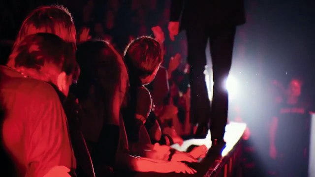 Distant Sky. Nick Cave & The Bad Seeds - Live in Copenaghen