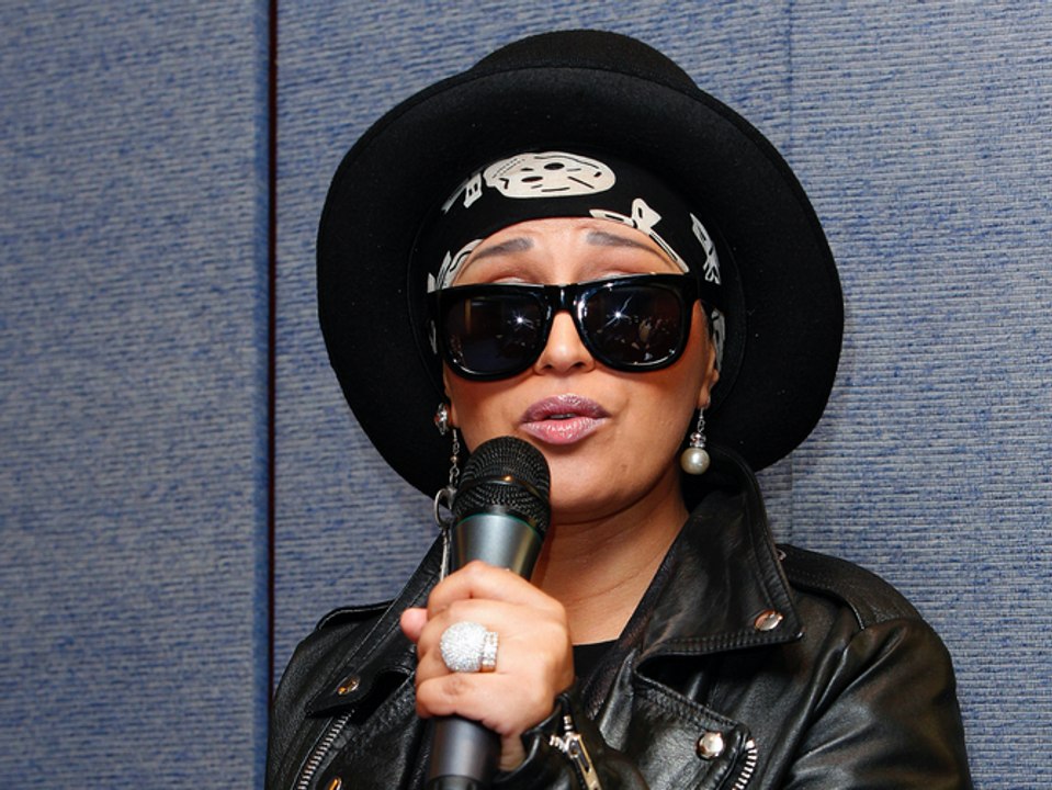 "Mon mari m'a laissée seule dans ce bordel de la vie" : Lââm au plus mal suite à la mort de son mari