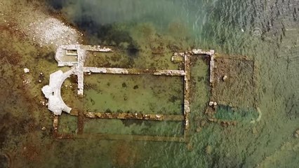Bursa haber | Su çekilmesi yaşanan İznik Gölü'ndeki batık bazilika kıyıyla birleşti