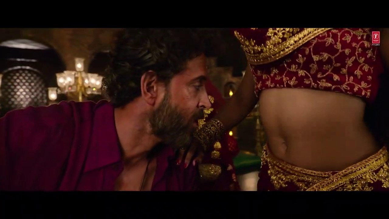 Alcoholia (Full Song)_ Vikram Vedha _ Hrithik, Saif _ Vishal-Sheykhar, Manoj M  Snigdhajit, Ananya