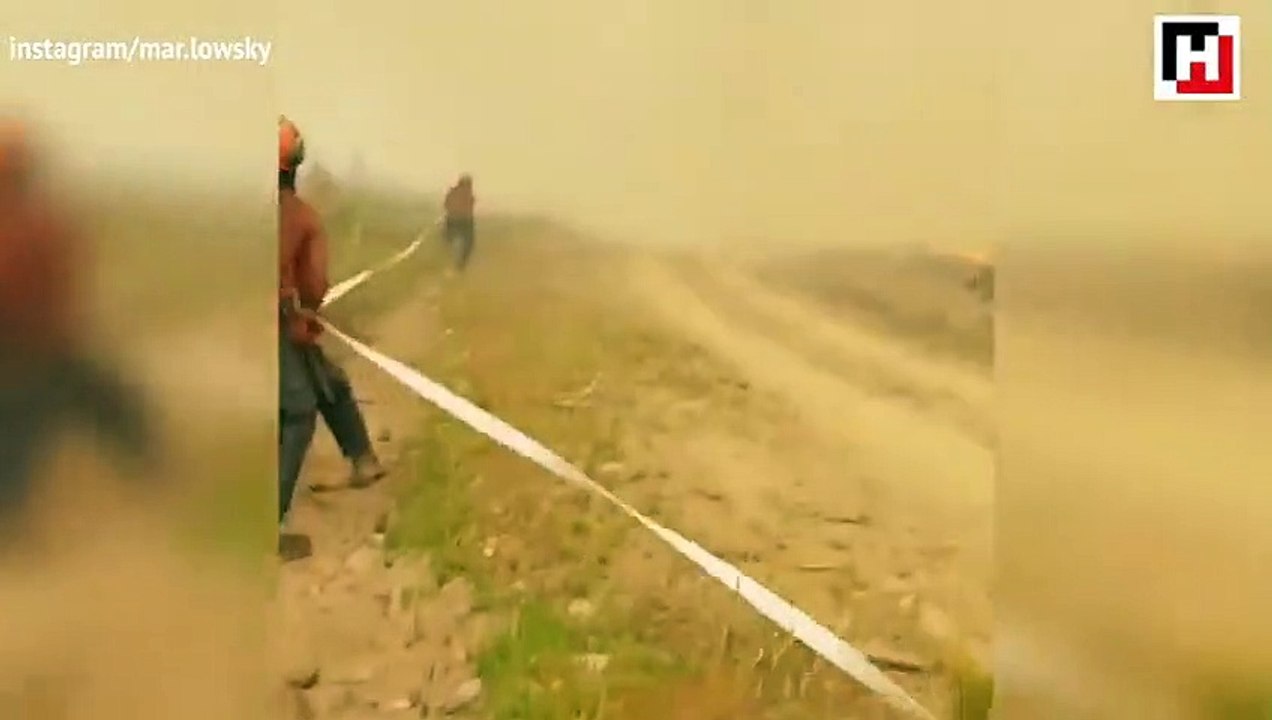 Yangın, itfaiye hortumunu böyle eritti