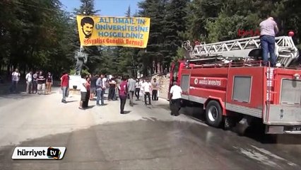 Eskişehir'deki üniversitede pankart gerginliği