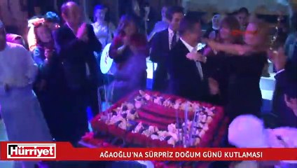 Ali Ağaoğlu'na sürpriz doğum günü kutlaması