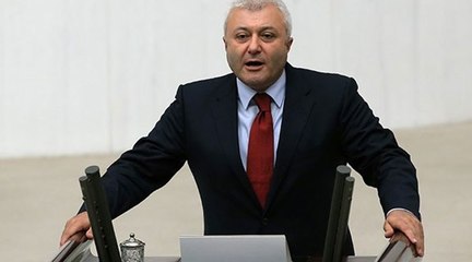 Tuncay Özkan: Sansür yasasının icazeti ABD'den alınmış