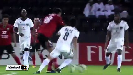 40 Metreden gol attı