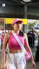 Sara Ali Khan Looks Gorgeous At Mumbai Airport