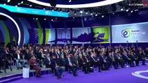 L'altro volto di Mosca: le proposte di Putin al forum della Settimana dell'energia russa