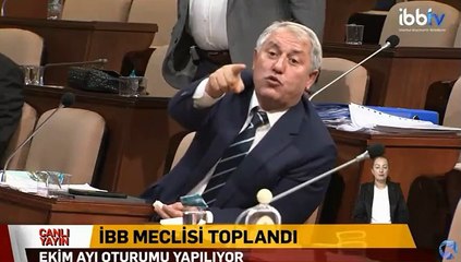 AKP'liler 'SansürYasasınaHayır' dövizine sansür uygulamak istedi