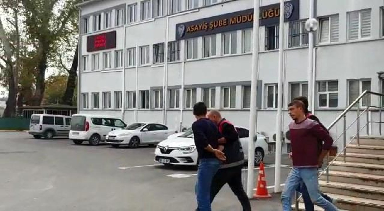 Bursa haberi | Bursa'da oto fareleri yakayı ele verdi