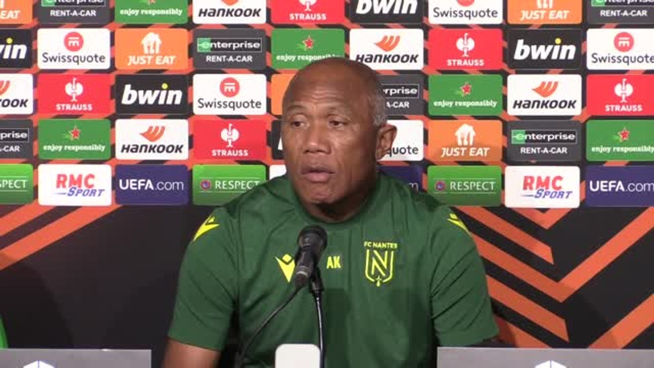 Groupe G - Kombouaré : "Ma situation personnelle, c'est le cadet de mes soucis"