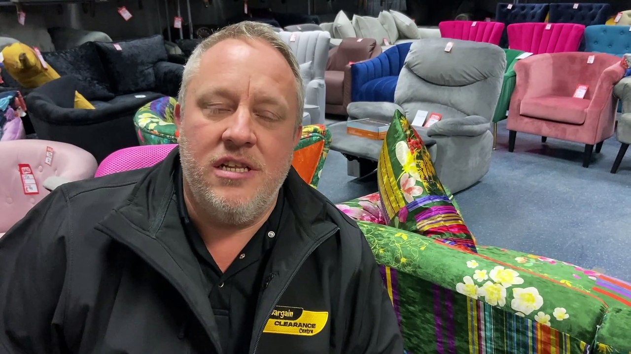 Bargain clearance centre to open in Washington video Dailymotion