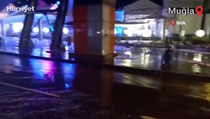 Bodrum’da etkili olan dolu yerleri beyaza bürüdü