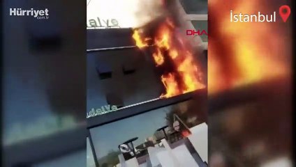 Küçükçekmece'de iş yerinin dış cephesi alev alev yandı