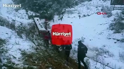 İstanbul'da yolcu otobüsü şarampole yuvarlandı