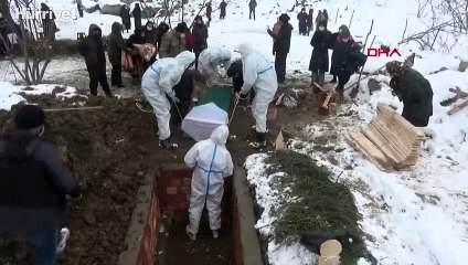 Aynı aileden 3 kişi koronavirüsten hayatını kaybetti