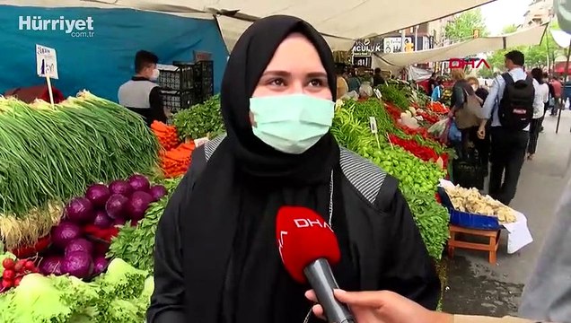 İçişleri Bakanlığı'nın genelgesi ile semt pazarları bugün açıldı