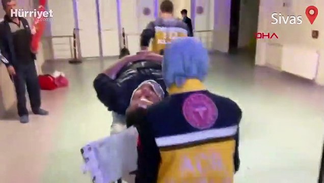 Sultangazi Belediye Başkan Yardımcısı Çiçek ile AK Parti Sultangazi İlçe Başkanı Yiğitoğlu kazada yaralandı