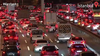 İstanbul’da haftanın ilk iş gününde trafik yoğunluğu