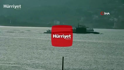 Rus denizaltısı ‘Rostov Na Donu’ Çanakkale Boğazı’ndan geçti