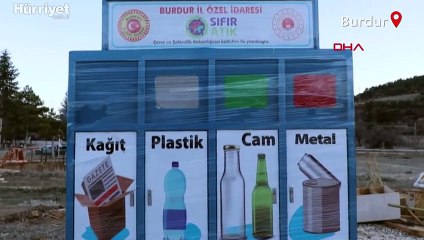 Salda Gölü'ne konteynerler konuldu, cankurtaran kulesi yerleştirildi