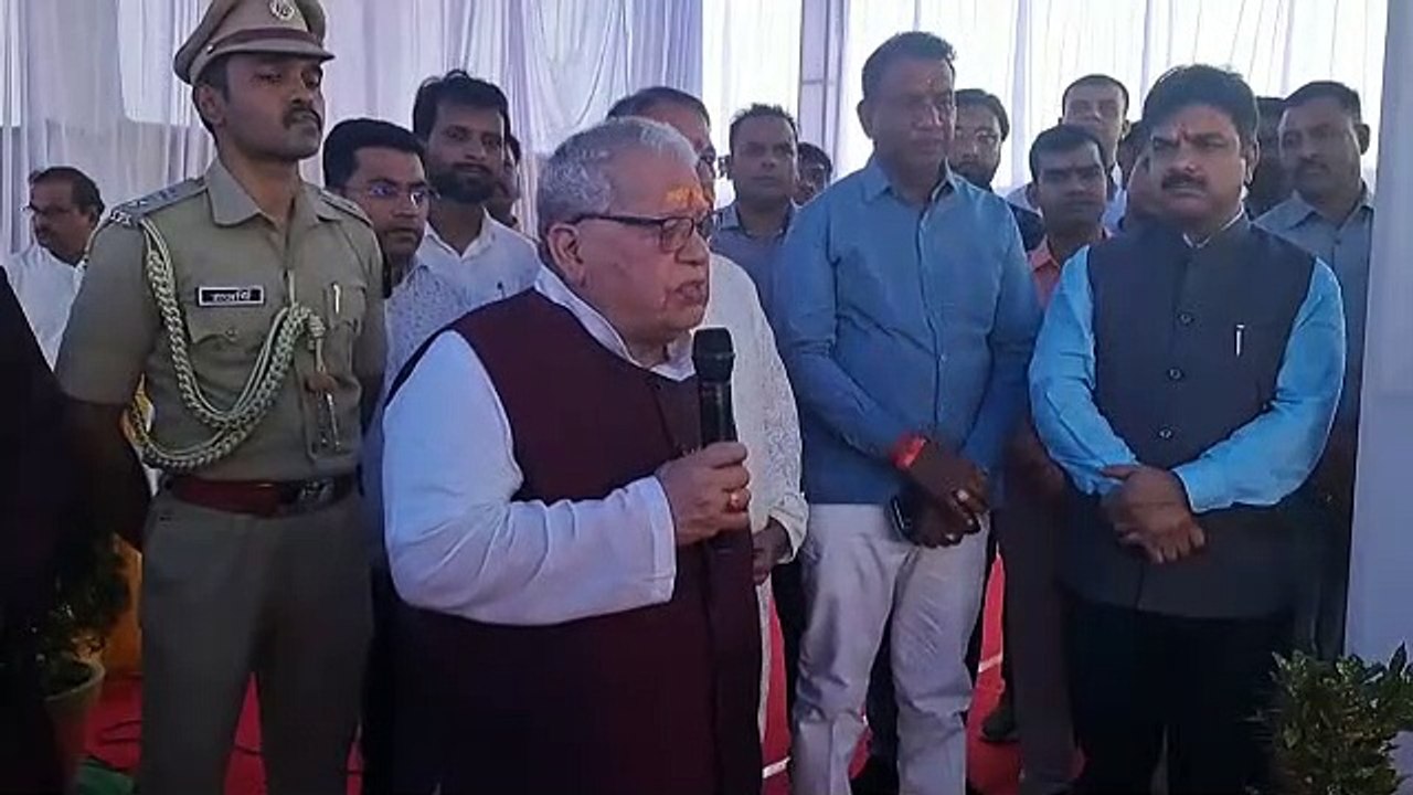 संस्कृत पाठशालाएं कम हैं, जो है वो भी व्यव​िस्थत  नहीं चल रही- राज्यपाल