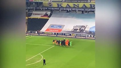 Galatasaraylı futbolcular ve Fatih Terim zaferi böyle kutladı!